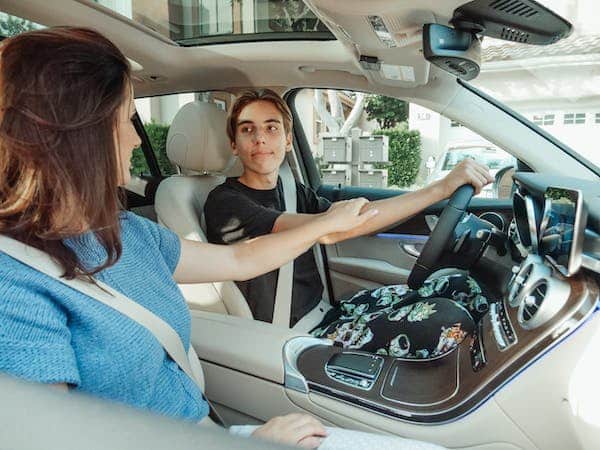 Top 10 Safe and Stylish Best Cars for Teenagers: A Parent's Guide