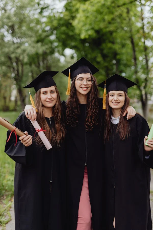 10 Compelling Reasons to Pursue Graduate Studies and Career Opportunities for Youth